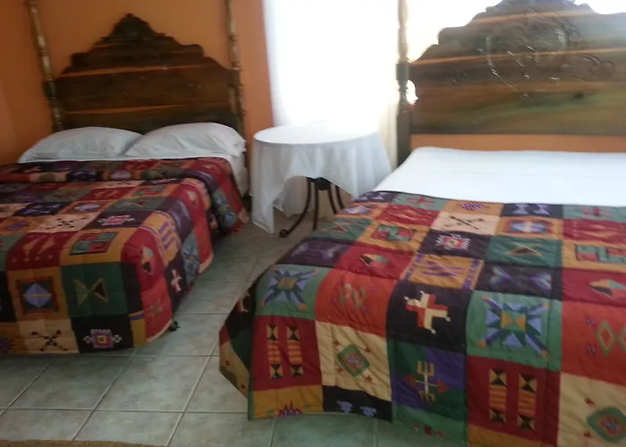 Hotel Emerald View 3*
