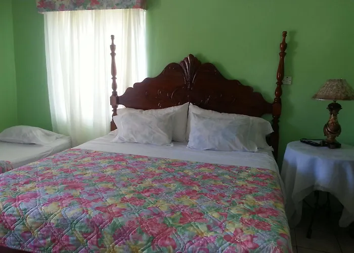 Emerald View 3* Montego Bay